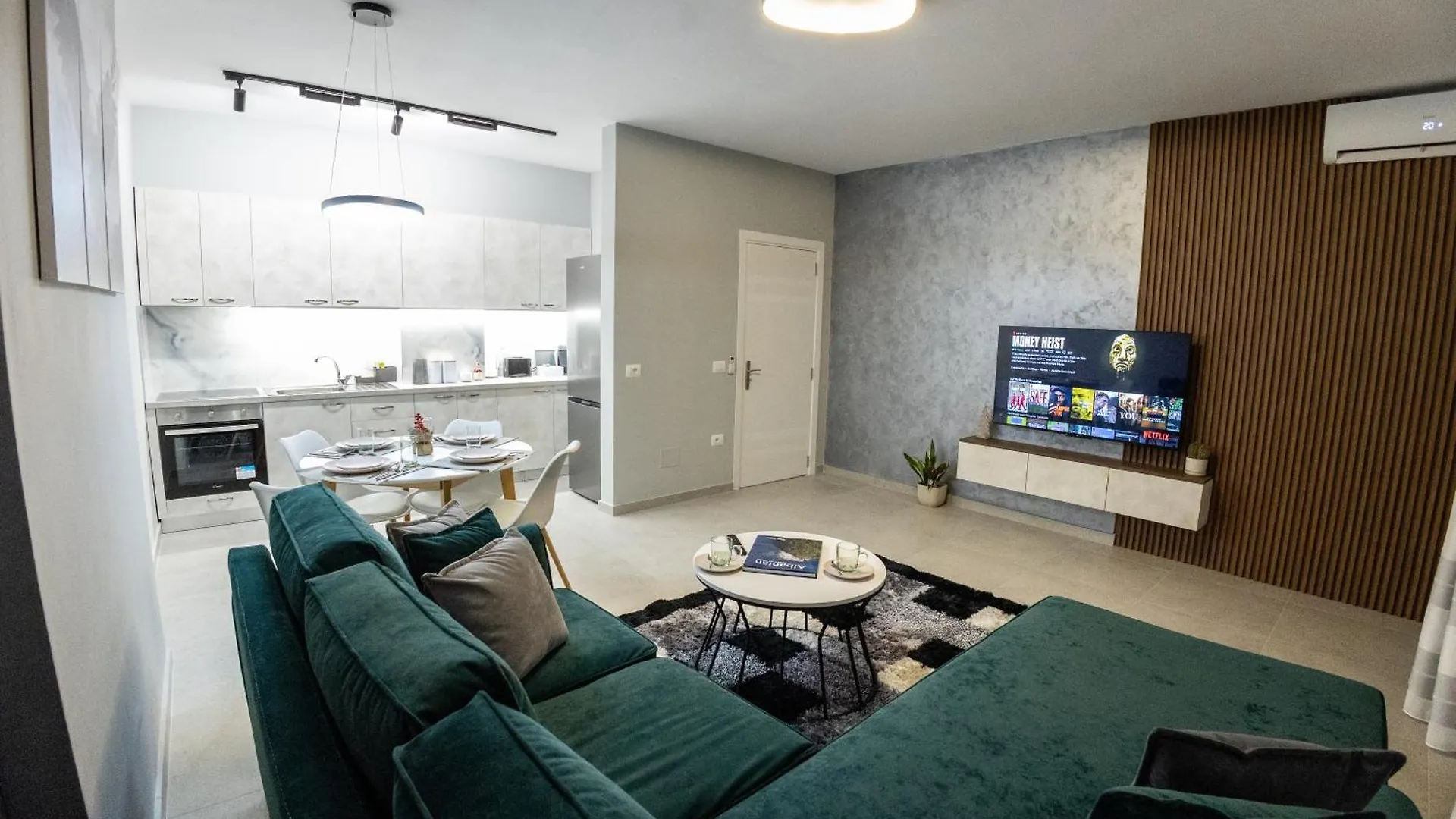 Apartament Tirana Days Free Parking Albania
