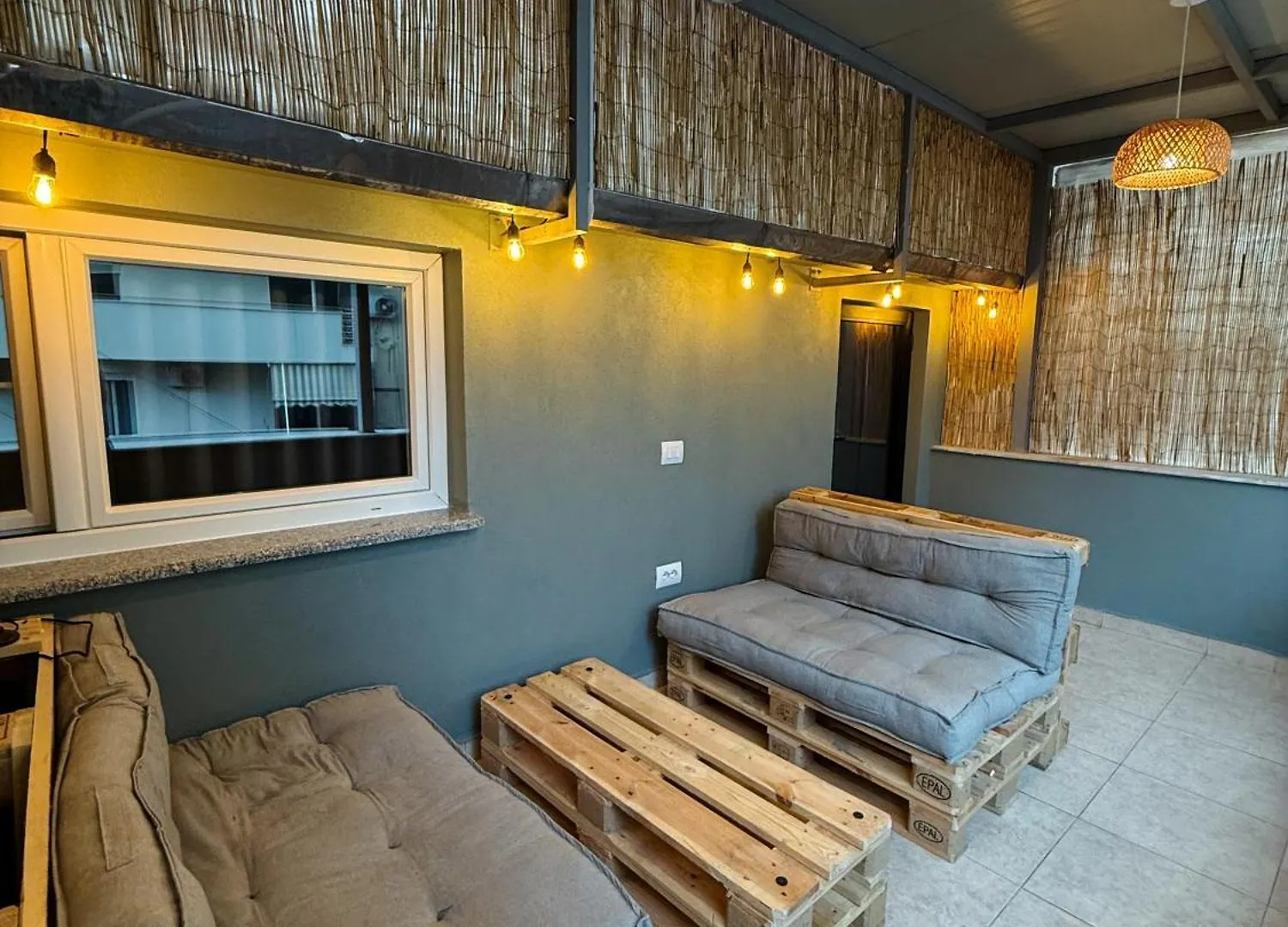 Apartament Tirana Days Free Parking Albania