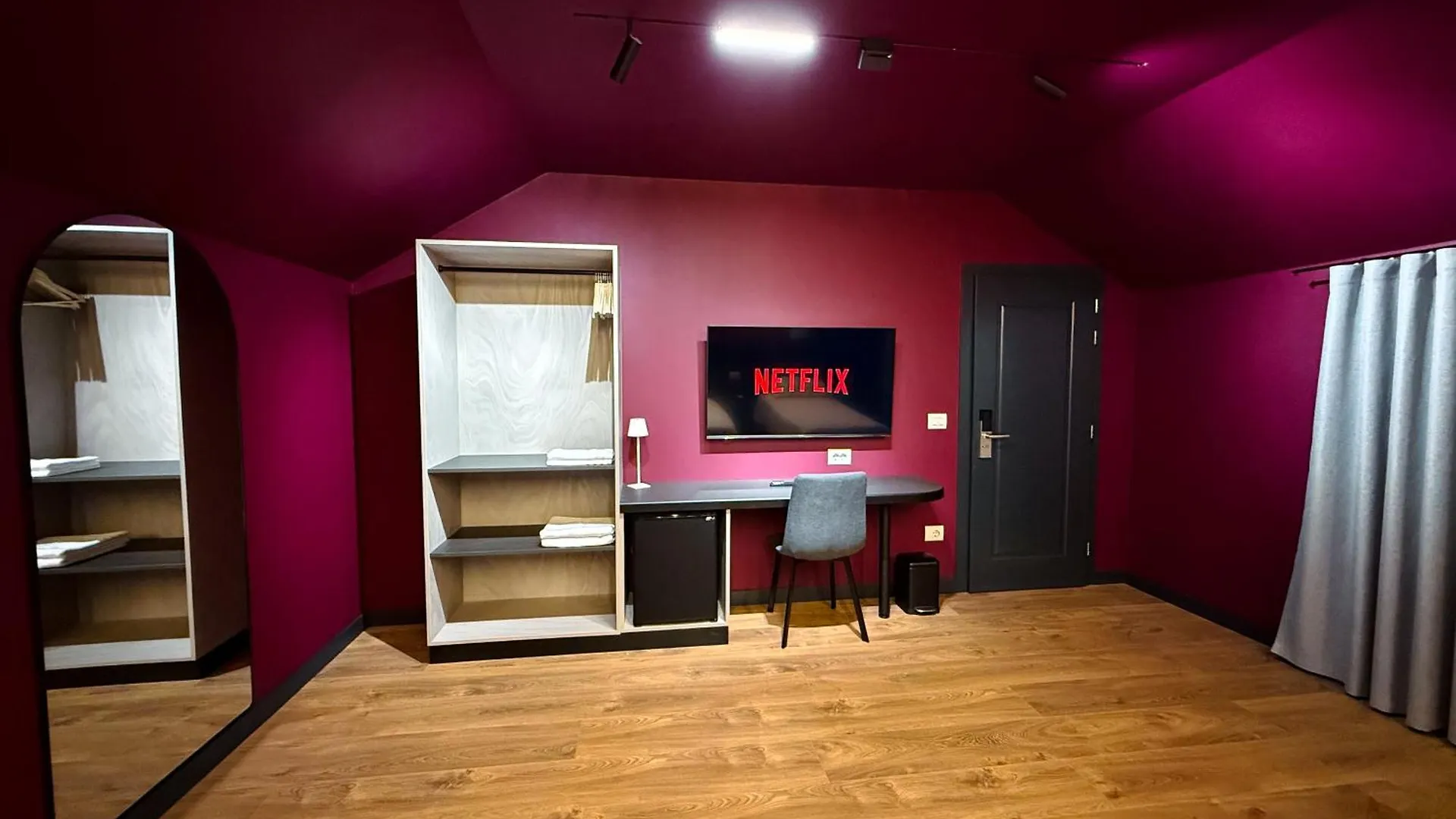 Apartament Tirana Days Free Parking